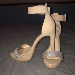 Steve Madden Nude/Diamond Pumps